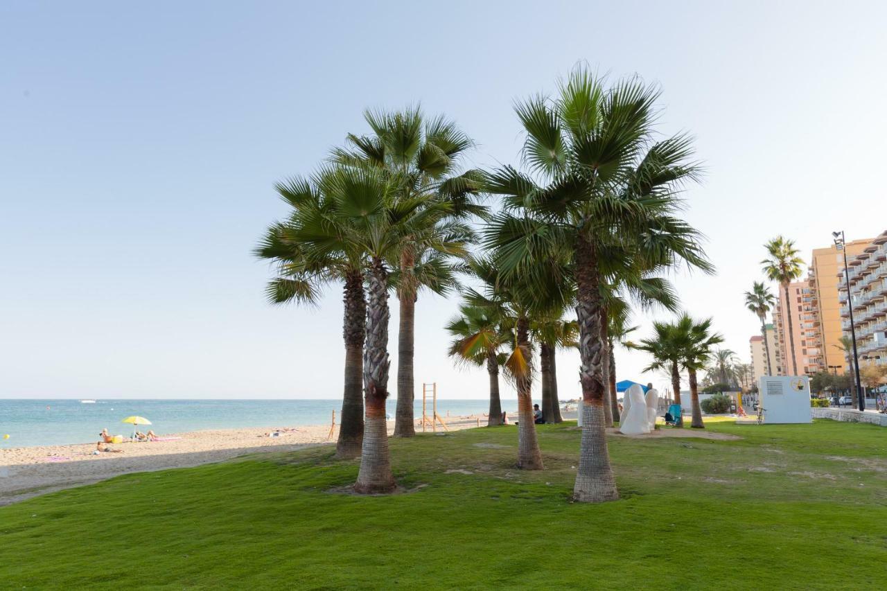 Picasso Daisy Apartment Fuengirola Bagian luar foto