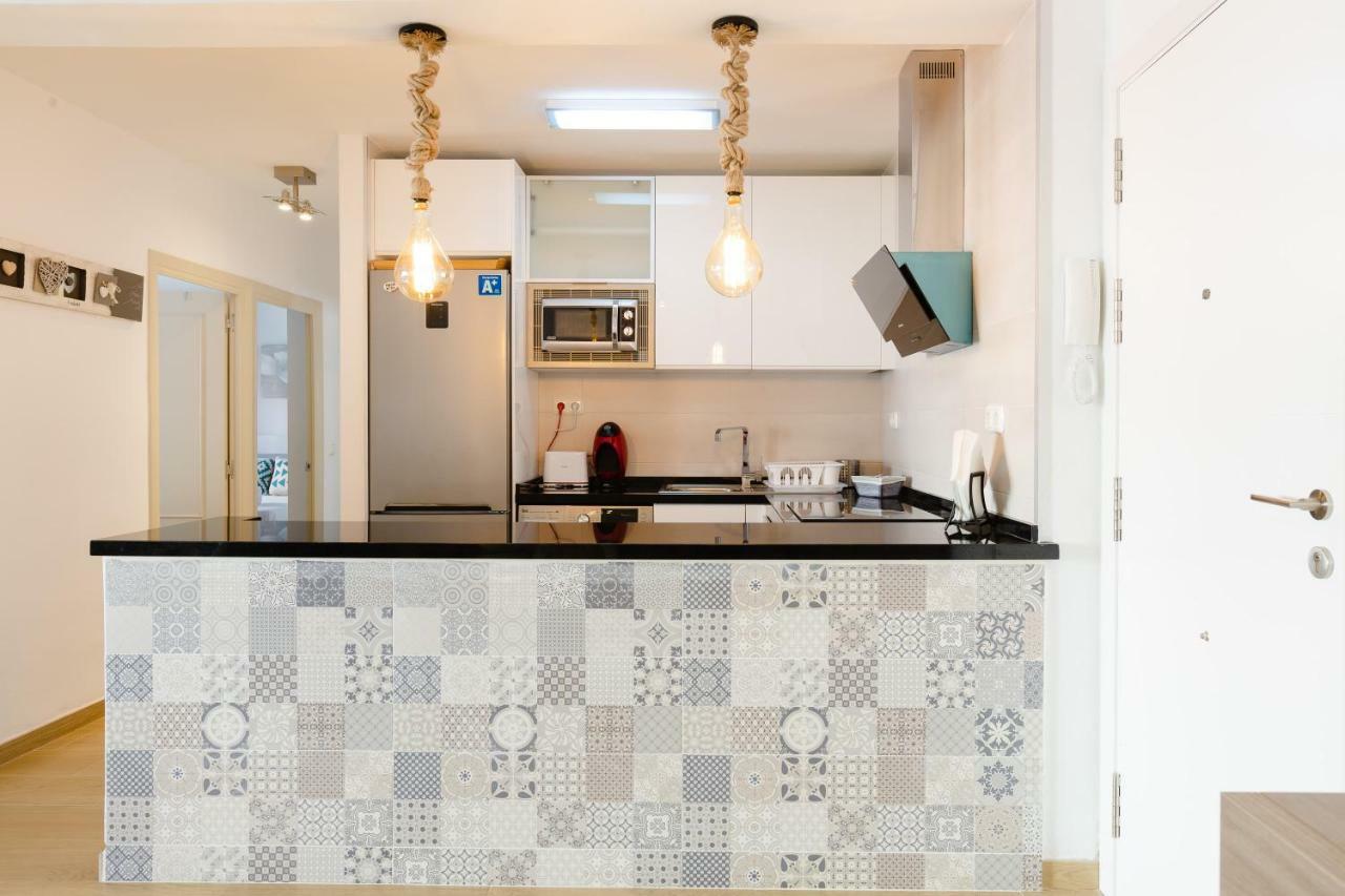 Picasso Daisy Apartment Fuengirola Bagian luar foto