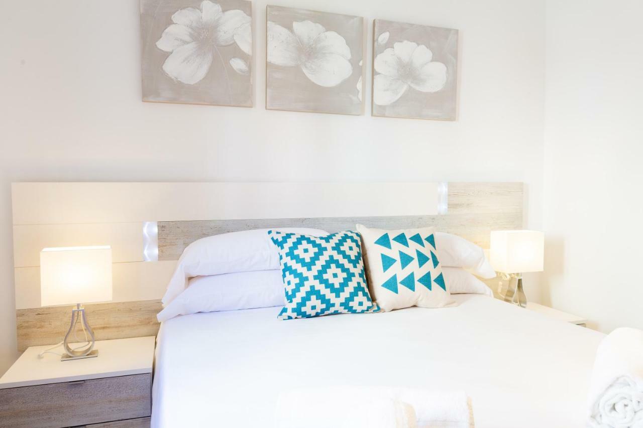 Picasso Daisy Apartment Fuengirola Bagian luar foto