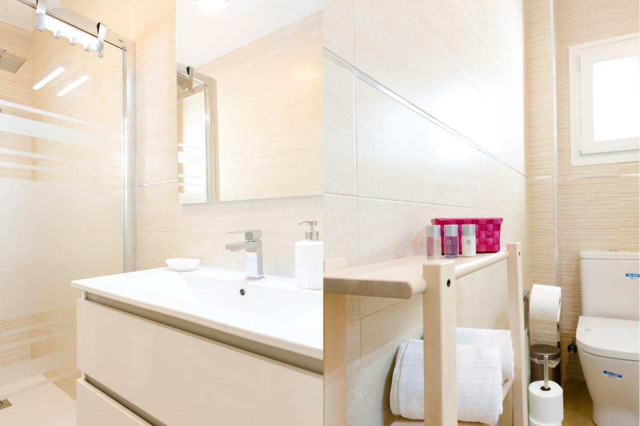 Picasso Daisy Apartment Fuengirola Bagian luar foto